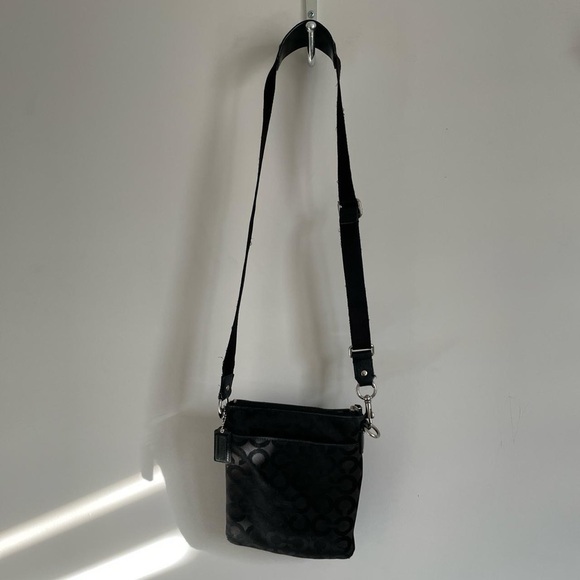 Vintage Coach Crossbody Purse - Picture 3 of 6